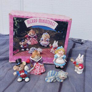 Alice in Wonderland. Merry Miniatures. Hallmark 1995